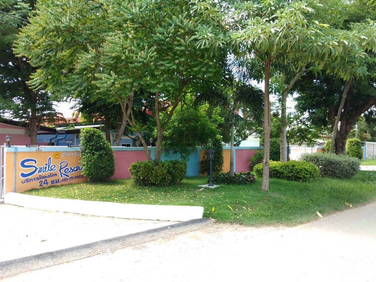 Smile Resort Ban Phai Cham Sin Exterior foto